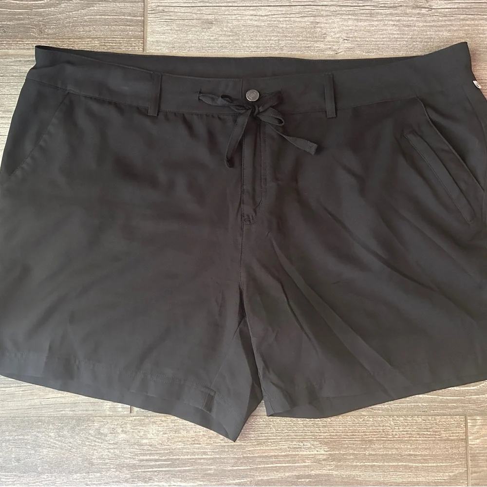 Magellan Outdoors Womens 2X Black Hiking Shorts Lightweight Drawstring 159389